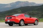 Ford Mustang V6 2011 года